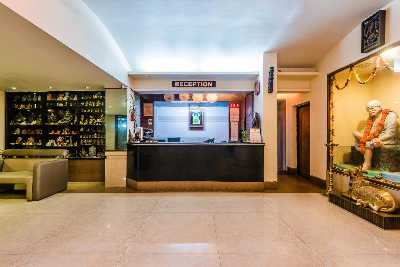 Hotel Panchratna Panvel Exteriör bild