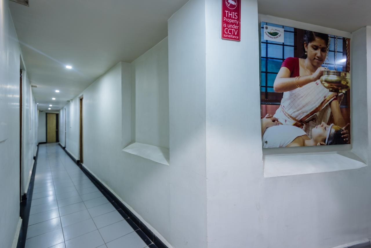 Hotel Panchratna Panvel Exteriör bild